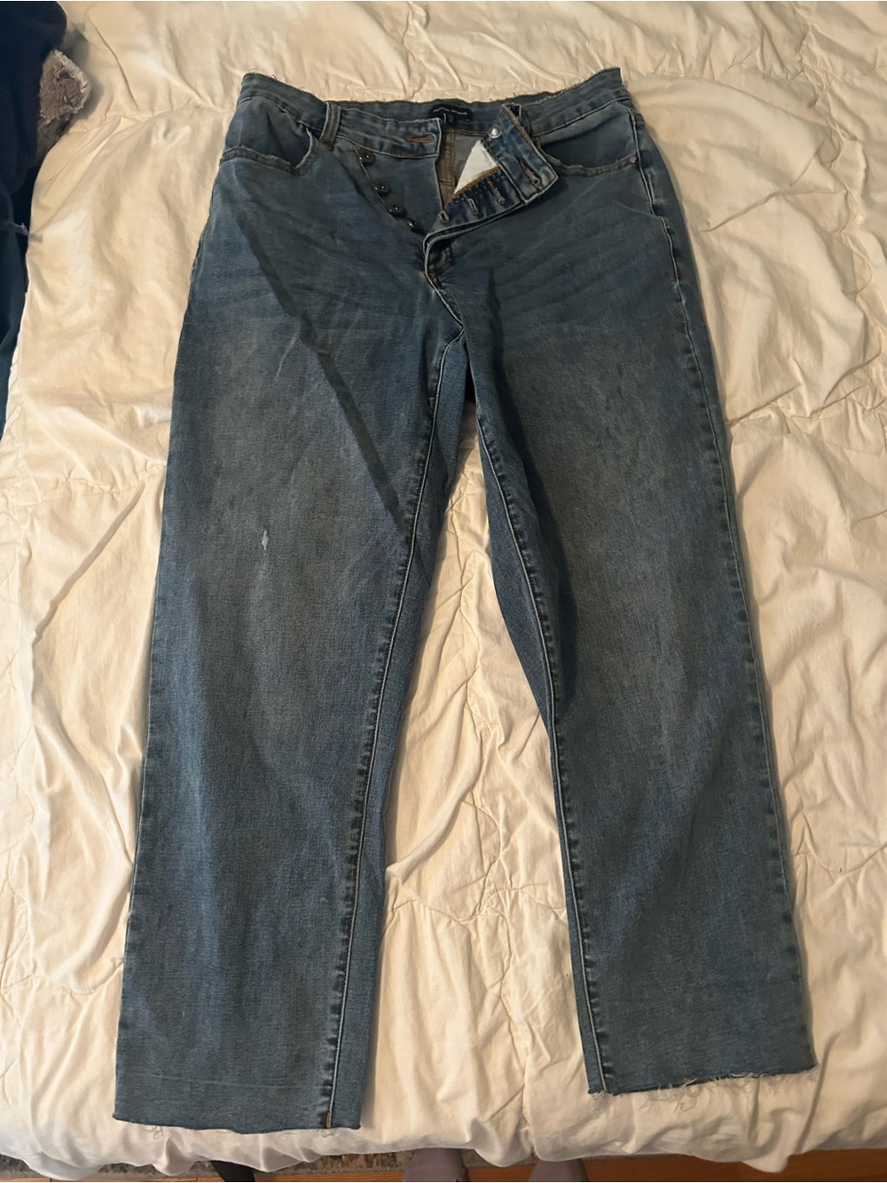 Universal Standard Women’s Blue Straight-Leg cross button fly Jeans
